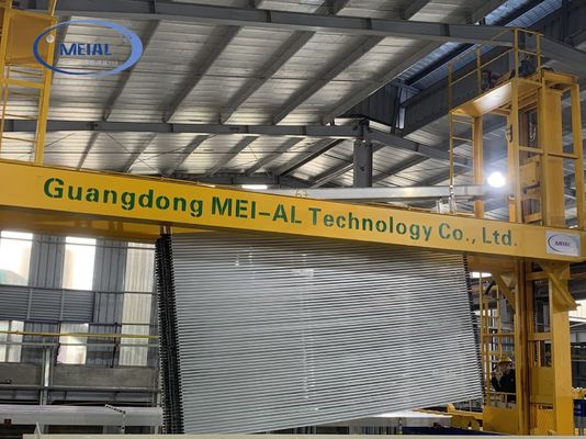 İyi fiyat Renk Düzeltme 2 Set ve 8000*geniş*3000 Tanklar Alüminyum Anodizasyon Üretim hattı hassas anodizasyon kontrol için çevrimiçi