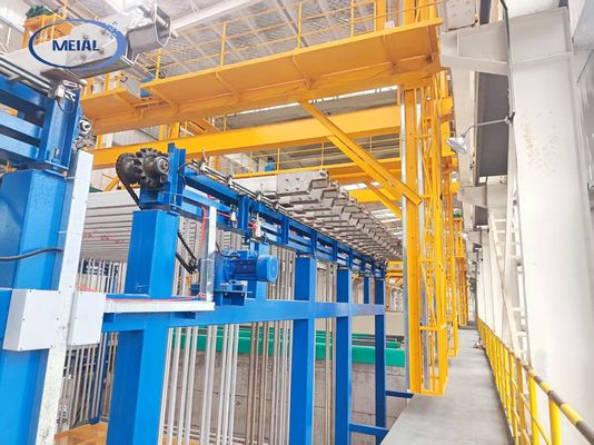 İyi fiyat Akıllı Sürdürülebilir SEO-Optimizli Gelişmiş 600 Ton / Ay Alüminyum Anodizasyon Hattı çevrimiçi