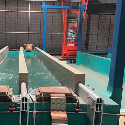 İyi bir fiyat. 3000T / M Yarım Otomatik Anodizasyon Üretim hattı 8-12μm çevrimiçi