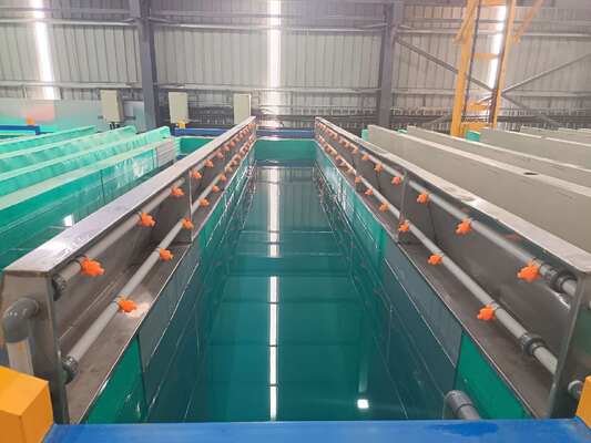İyi fiyat Otomatik 800T/Ay Alüminyum Eloksal Üretim Hattı, 6500mm Maksimum Profil Uzunluğu ve 10~12µm Film Kalınlığı çevrimiçi