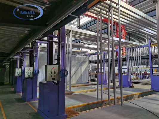 İyi fiyat Uzakdan izleme ve kontrolü olan ve 8-12μm Anodizing Film Kalınlığı olan 200T/ay Kapasiteli Anodik Oksidasyon Üretim hattı çevrimiçi