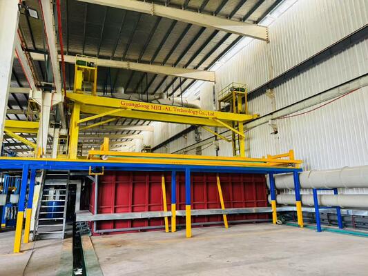 İyi fiyat Alüminyum Profiller için 5-25 µm Film Kalınlığında 500 Ton/Ay Tam Otomatik Eloksal Üretim Hattı çevrimiçi