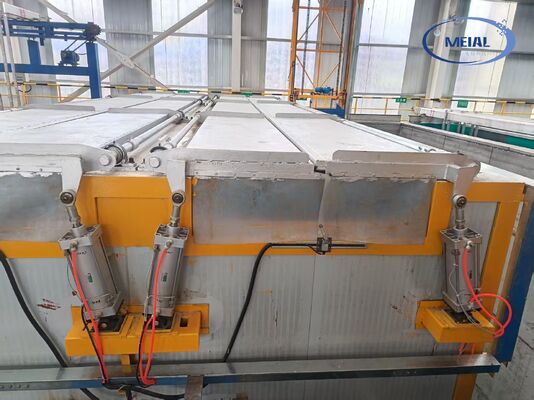 İyi fiyat Özelleştirme ve Esneklik 6500mm Alüminyum Alaşım Profilleri için 8-12μm Film Kalınlığı ile Otomatik Anodizasyon Hatı çevrimiçi