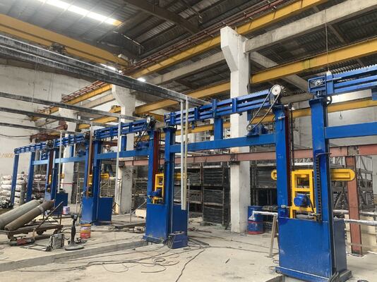 İyi fiyat 6500mm Profil Uzunluklu 1200T/M Kapasiteli Yarı Otomatik Alüminyum Eloksal Hattı çevrimiçi